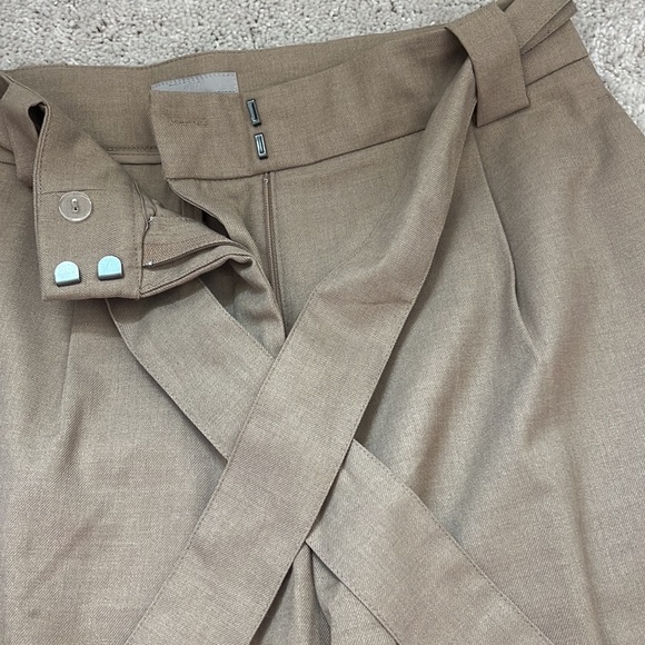 Worn once H&M khaki/tan ankle dress pants. - Picture 4 of 5